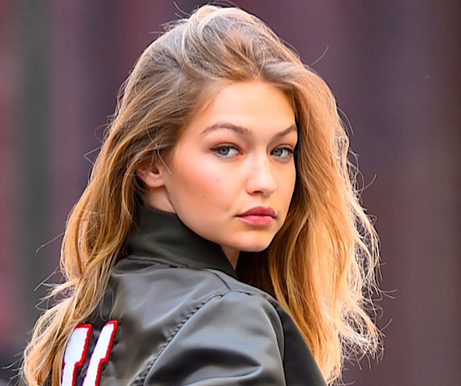 50 yaşlı aktyor evlilikdən qorxur  - Sevgilisi məşhur modeldir (FOTO)